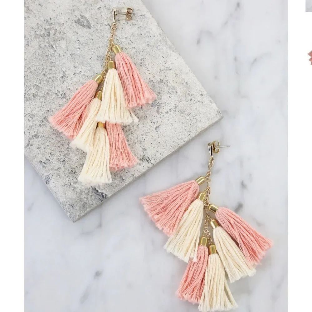 NWT Daydreamer Tassel Earrings in Peach and Gold